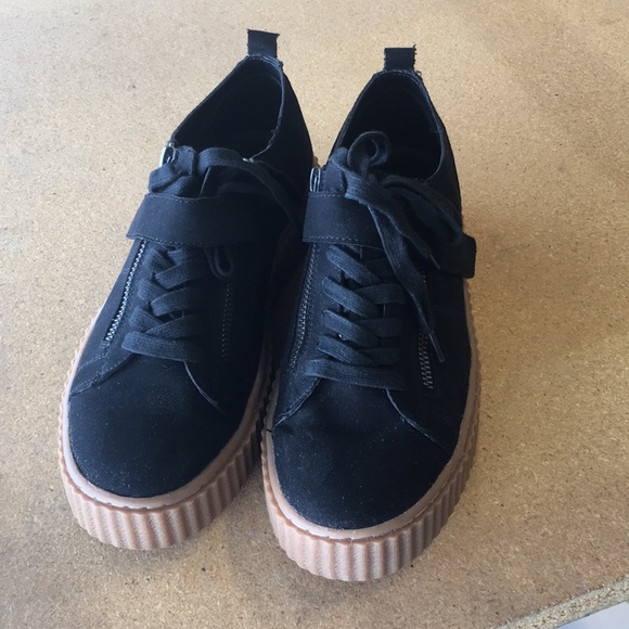 nine west platform sneakers